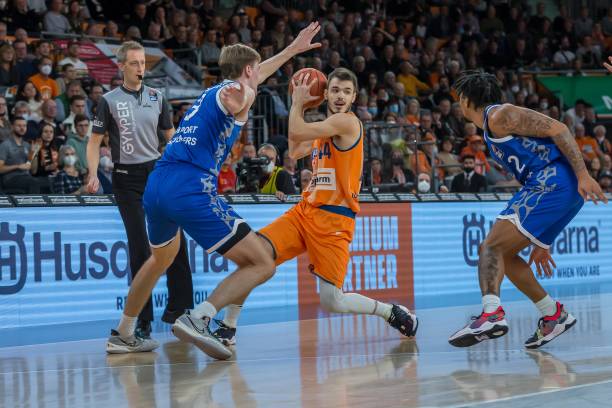 不仅因为其 不仅因为其